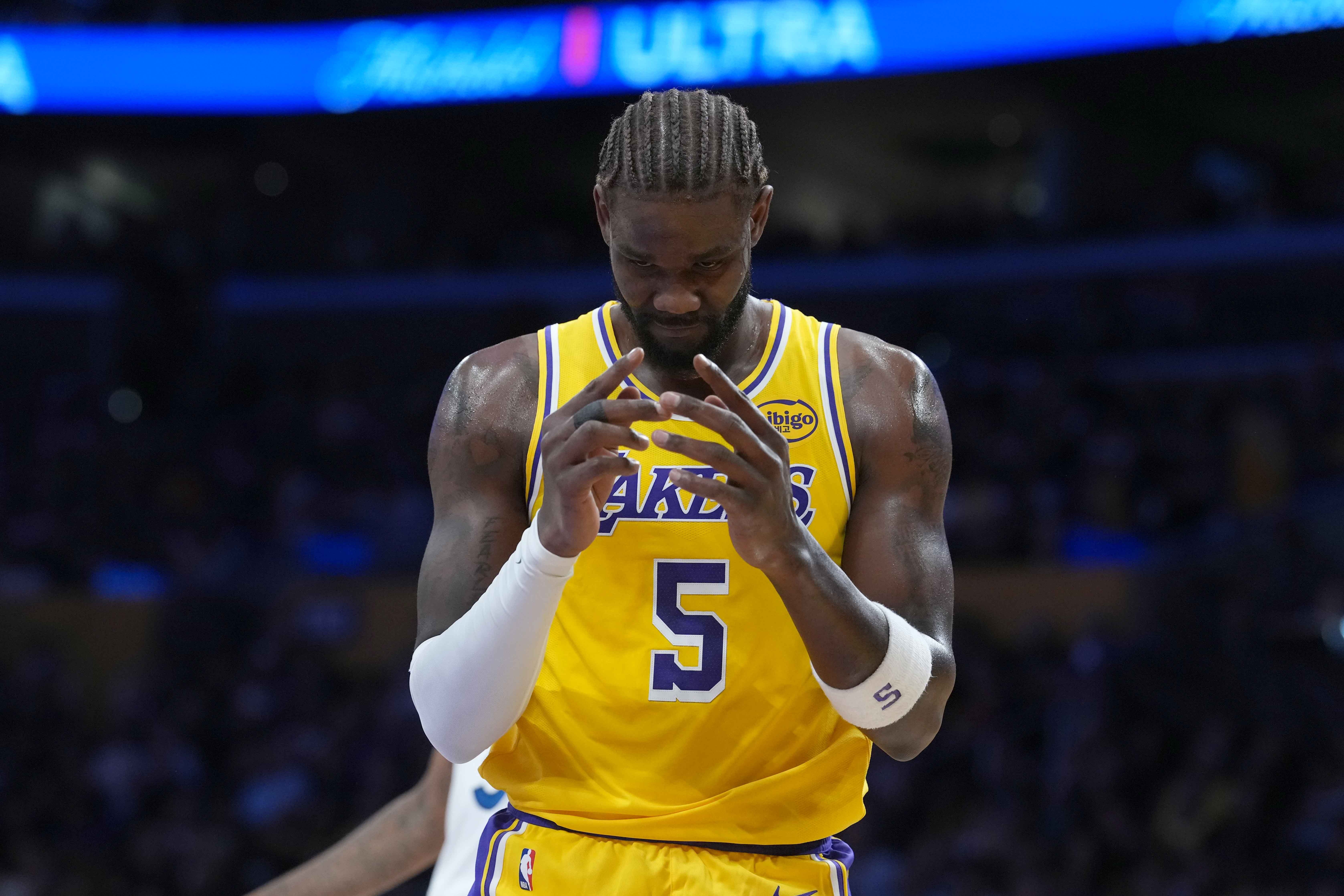 MK体育官方网站-艾顿：火箭一直以身体对抗强度著称 这正是季后赛的乐趣所在